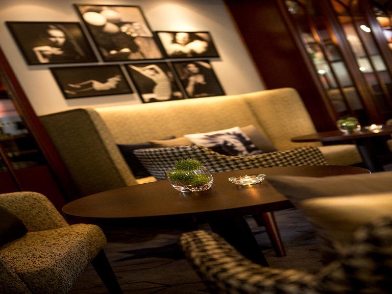 Renaissance Duesseldorf Hotel Экстерьер фото