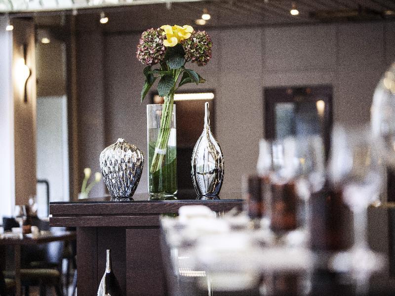 Renaissance Duesseldorf Hotel Экстерьер фото
