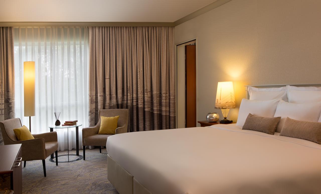 Renaissance Duesseldorf Hotel Экстерьер фото