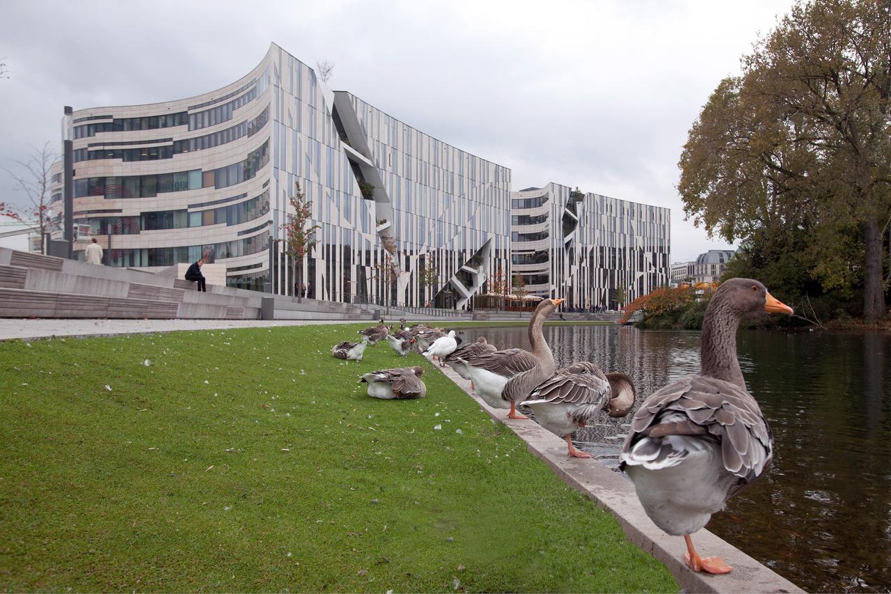 Renaissance Duesseldorf Hotel Экстерьер фото
